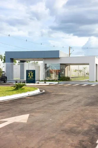 CASAS DE 2 E 3 QUARTOS INDIVIDUAIS EM CONDOMINIO