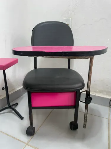 Cadeira de manicure cirandinha