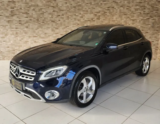 Mercedes-Benz GLA 200 Enduro 1.6 TB 16V Flex Aut. 2018