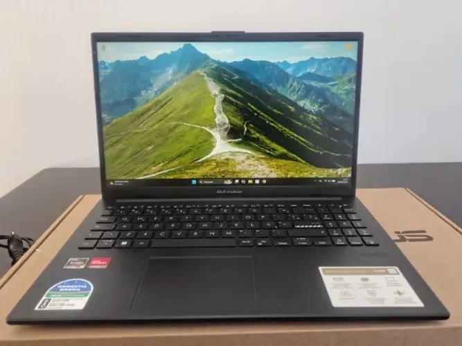 Notebook ASUS - AMD RYZEN 5 7000 SERIES - SSD 256 - WINDOWS 11