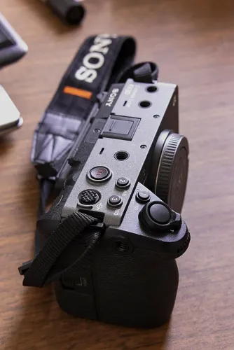 Sony Fx30 Nova + Monitor Feelworld F6 Plus + Estabilizador Scorp C + Handle XLR