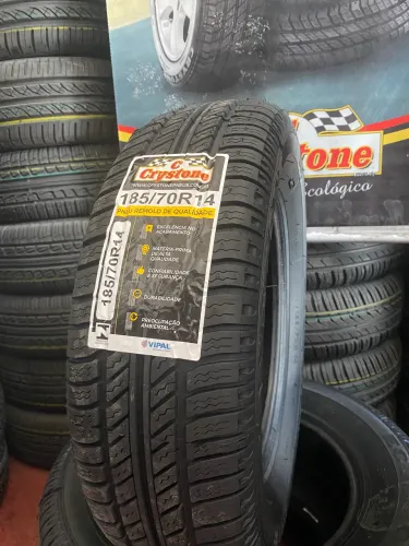 Par 02 pneus 175/65/14 remolde 