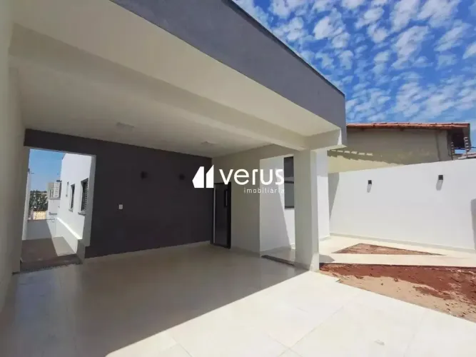 Casa à venda, 3 quartos, 1 suíte, 2 vagas, JARDIM PATRICIA - Uberlândia/MG