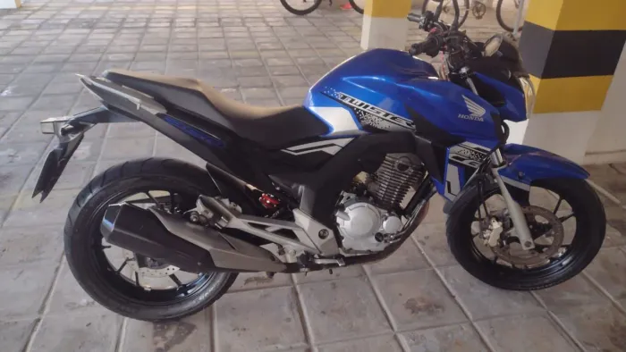 CB TWISTER 250 ANO 2021