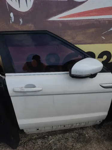 PORTA DIANTEIRA DIREITA EVOQUE 2013 2014 2015 2016 ENVIOS BRASIL TODO