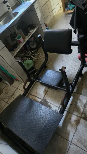 Máquina Elevação pélvica