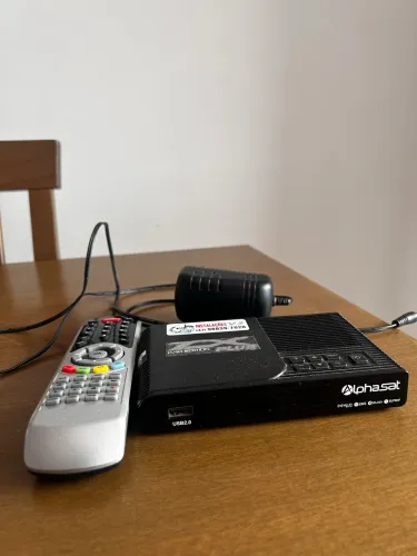 Vende-se Aparelho Via Satélite 