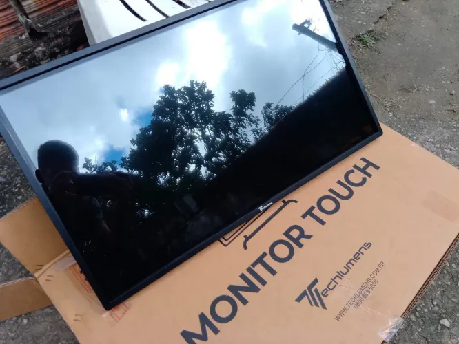 Monitor touch techlumens 32