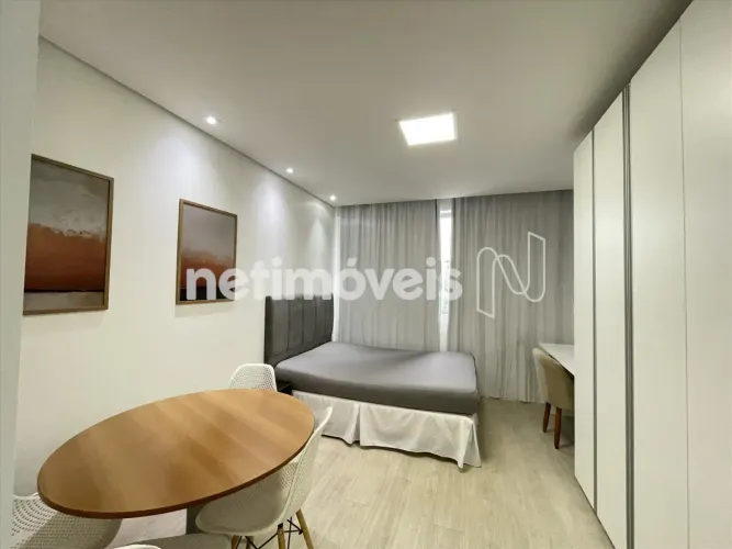 Studio Mobiliado e Silencioso Próximo à Av. Professor Mário Werneck e MRV