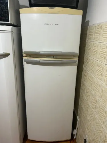 Geladeira Frost Free Brastemp 