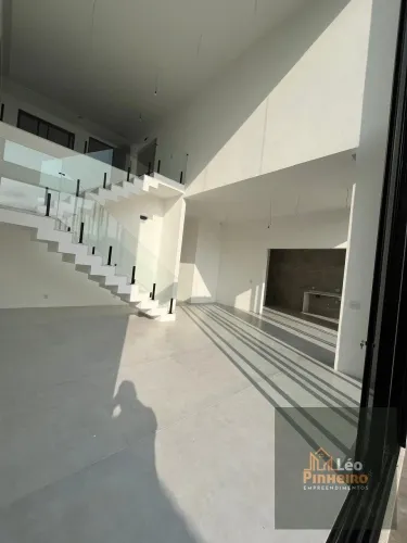 Casa de Condomínio em Lagoa - Macaé