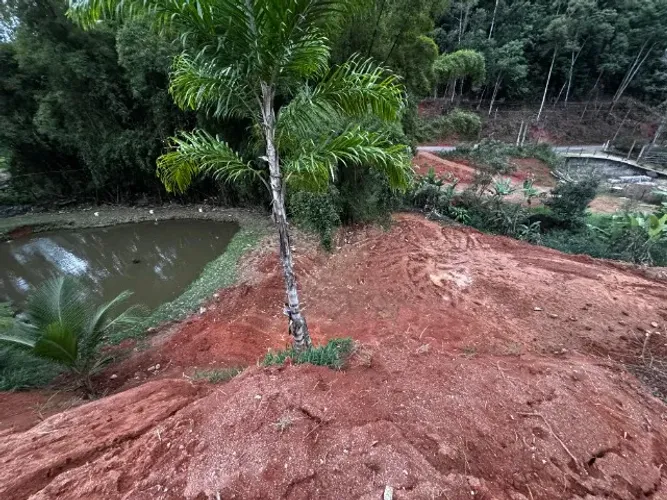 GRANDE OPORTUNIDADE EM DOMINGOS MARTINS 30.000M² ESC. E REG.