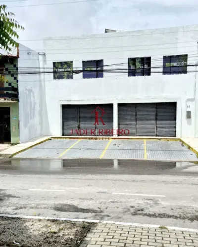 Ponto Comercial com 380m² em Localização Estratégica Próximo ao Lago Jacarey