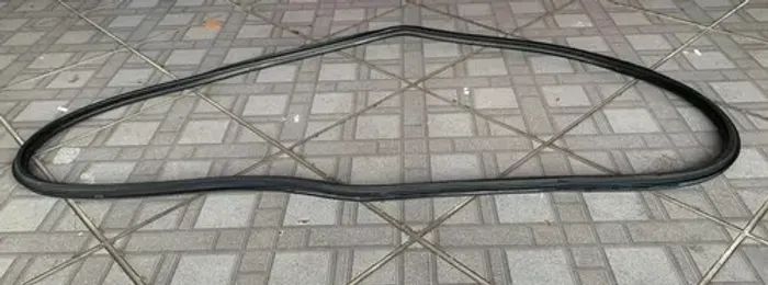 Borracha Vedação Porta Dianteira Esquerda Audi Q3 2012/2015 Preto