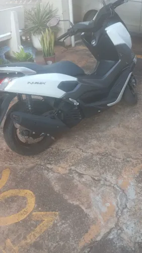 Vendo ou troco moto N Max