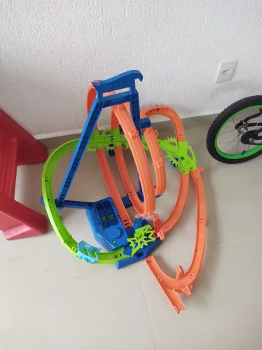 Vendo Pista Hot Wheels