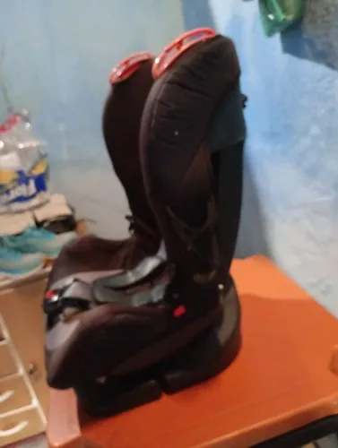 Cadeirinha de criança d 1ano até 6 anos com capacidade de até 35 kilos