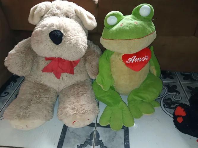 Urso grande pelúcia 