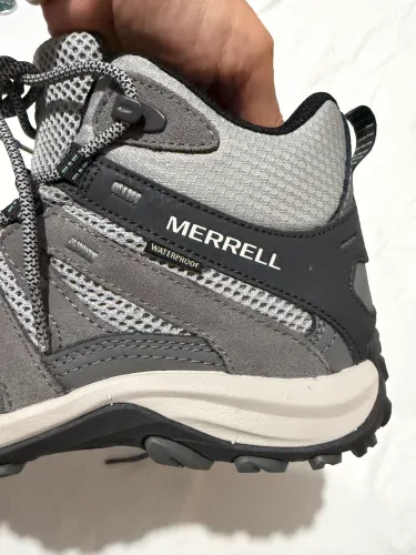 Bota de caminhada Merrell Waterproof Feminina Nova