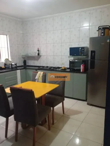 Casa com 3 dormitórios à venda, 115 m² por R$ 280.000 - Parque das Varinha - Mogi das Cruz