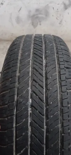 Vendo pneu seminovo 195/60/15