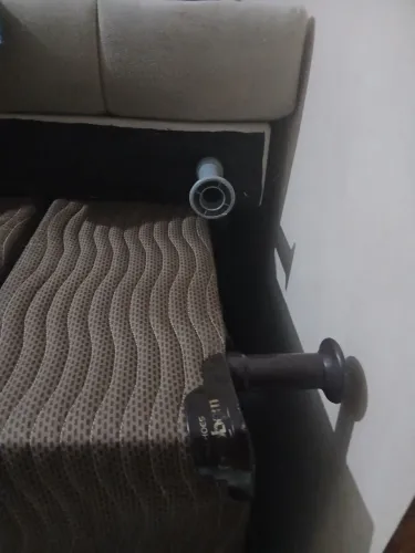 Vendo 2 camas box+ cabiceiras sem colchão