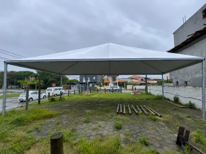 Tenda 10X10 Profissional e Robusta em Aço Galvanizado