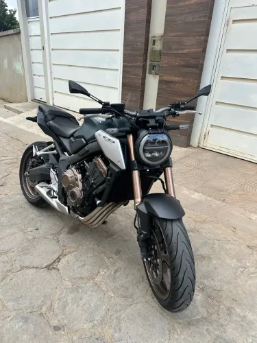 CB 650r 2023
