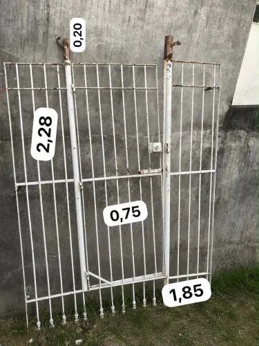 Grade com portãozinho