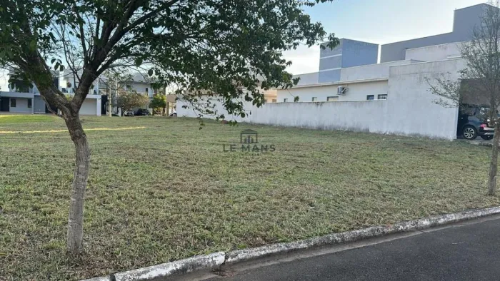 Terreno a venda no Condomínio Ágape no bairro Campestre em Piracicaba/SP
