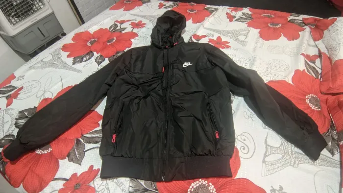 Camisa frio Nike direto da Bolívia M /G o capus sai