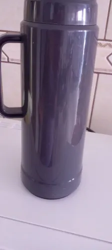 Garrafa térmica nova 1 litro