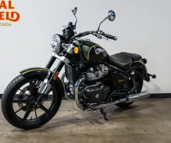 Royal Enfield Super Meteor 650cc Interestellar Green 2026 - ZERO KM