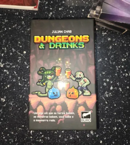 Jogo Dungeons e Drinks Completo Perfeito Estado