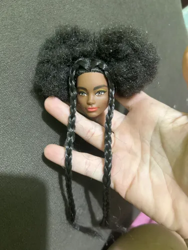 Barbie cabeça extra negra 