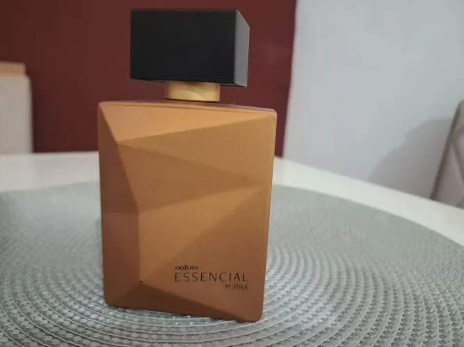 Essencial Mirra - Natura (90ml/100ml)