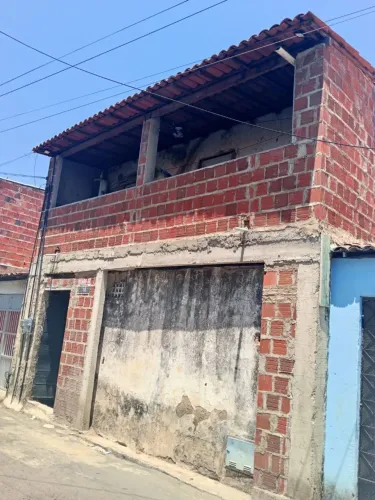 Vendo casa duplex no Carlito Pamplona 