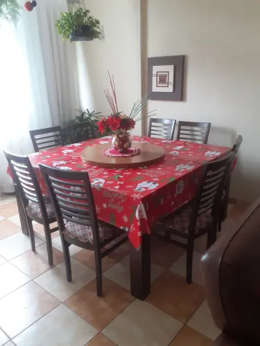 Mesa 8 Cadeiras Com Tampo Giratório