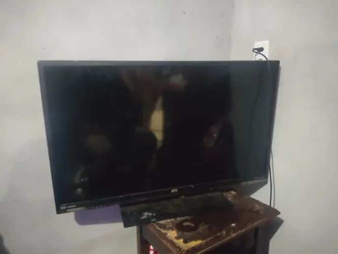 Tv Semp thosiba 39 não liga