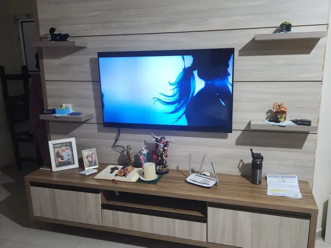 Painel para tv 2.4 X 2.10