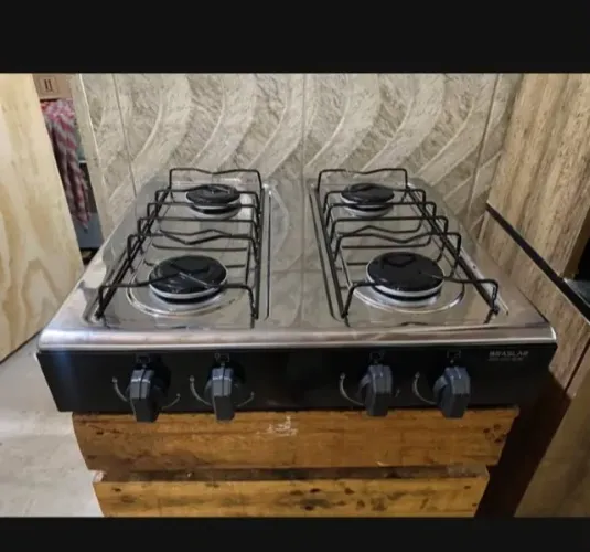 Fogão de mesa preto brasilar