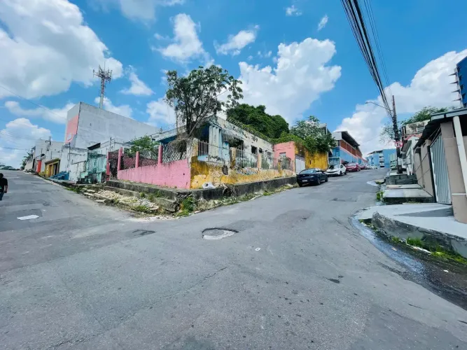 IMÓVEL COMERCIAL NO SÃO FRANCISCO AO LADO DO FÓRUM HENOCH REIS