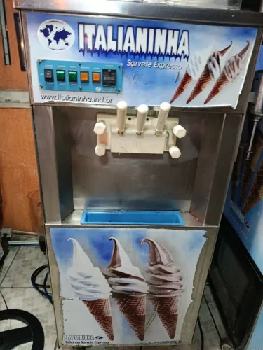 Máquina de sorvete Italianinha