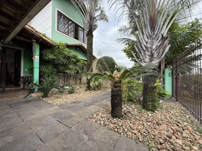 Casa à venda na Vila Santa Cecília próximo da rua 33, em Volta Redonda