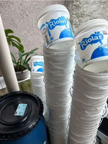 baldinhos R$ 1,95 ...com resíduos Nata.