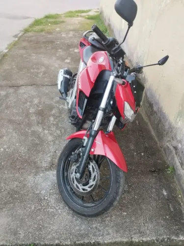 Fazer 250