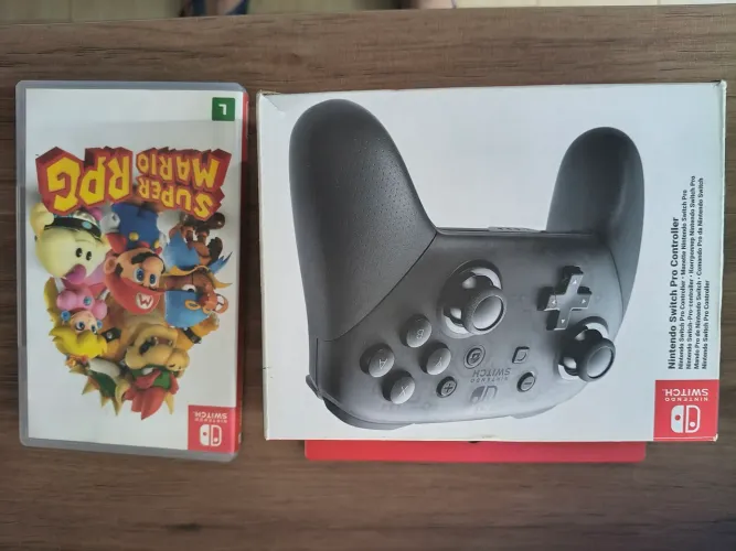 Controle PRO Nintendo Switch original + jogo Super Mario