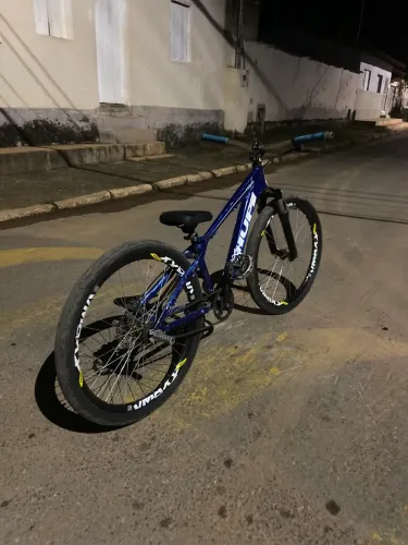 Bike Hupi naja 2013 azul quadro único