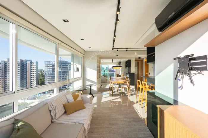 Apartamento mobiliado para alugar no Três Figueiras com 1 quarto (1 suíte)