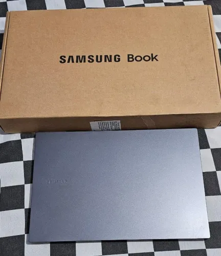 Notebook Samsung book 3 i3